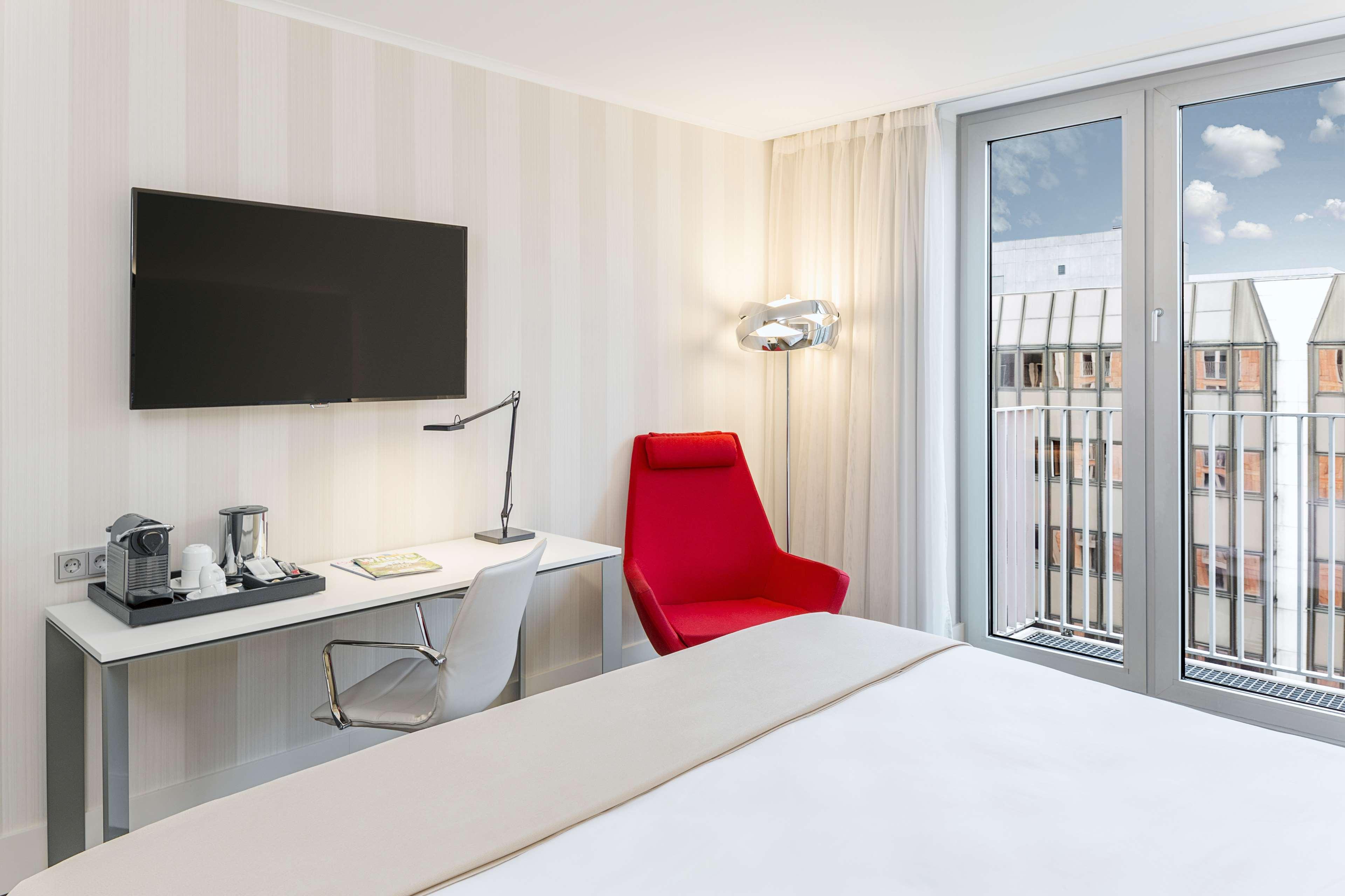 Hotel Nh Collection Mitte Am Checkpoint Charlie Berlijn