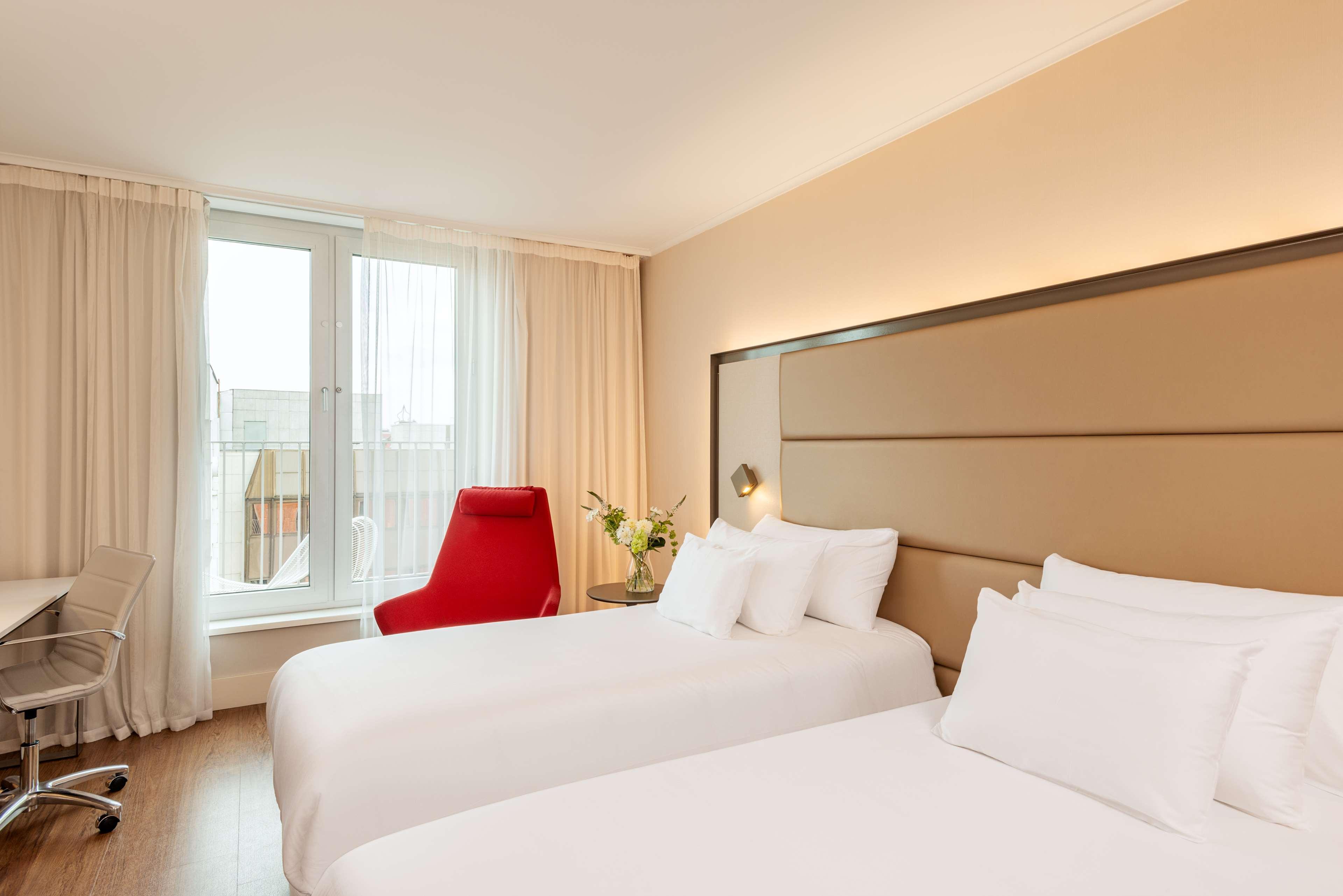 Nh Collection Mitte Am Checkpoint Charlie 4*