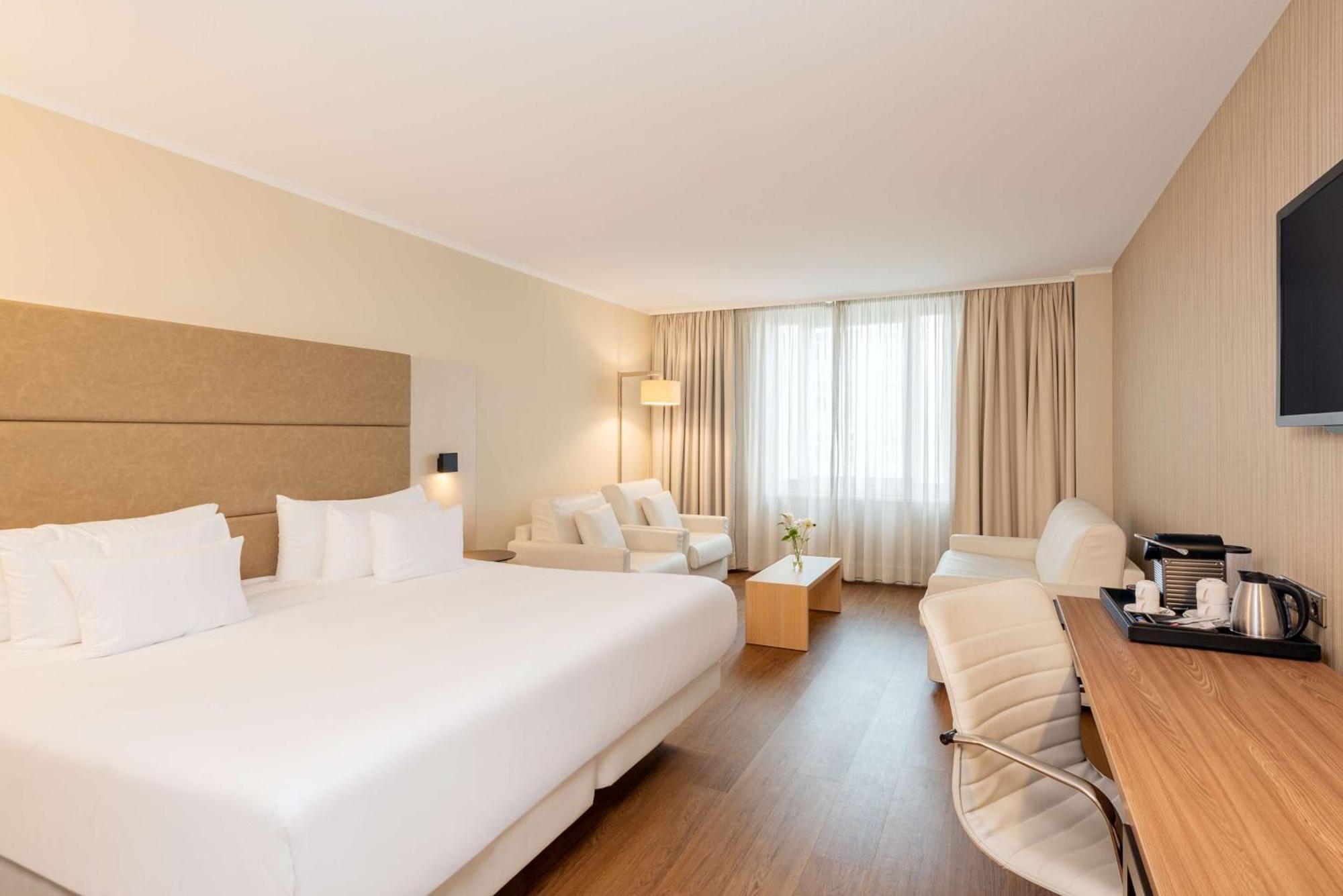 Nh Collection Mitte Am Checkpoint Charlie Hotel Berlijn