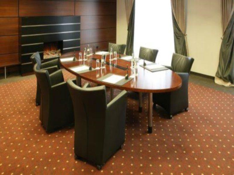 Hotel Nh Collection Mitte Am Checkpoint Charlie 4*